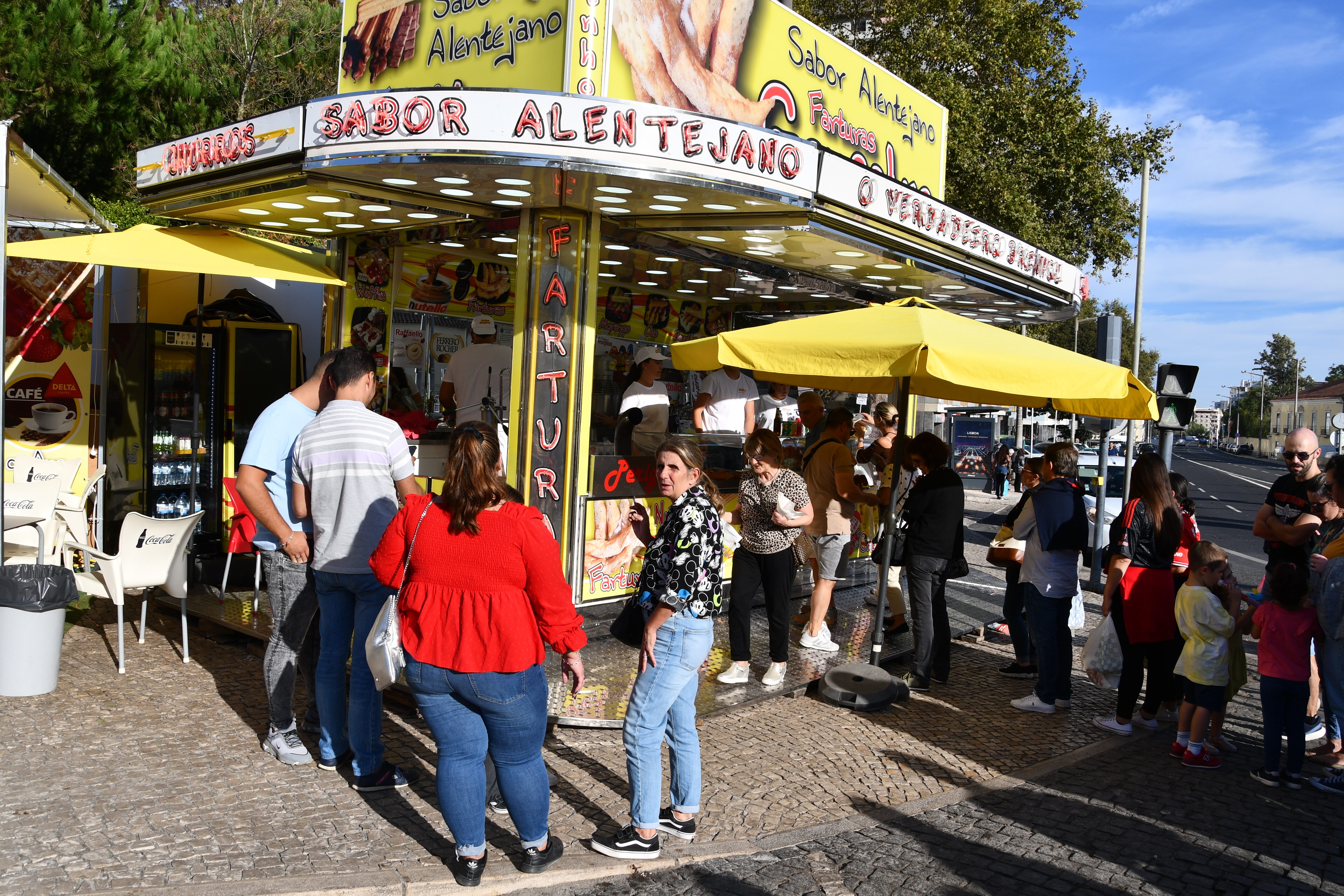 Feira da Luz — visitantes