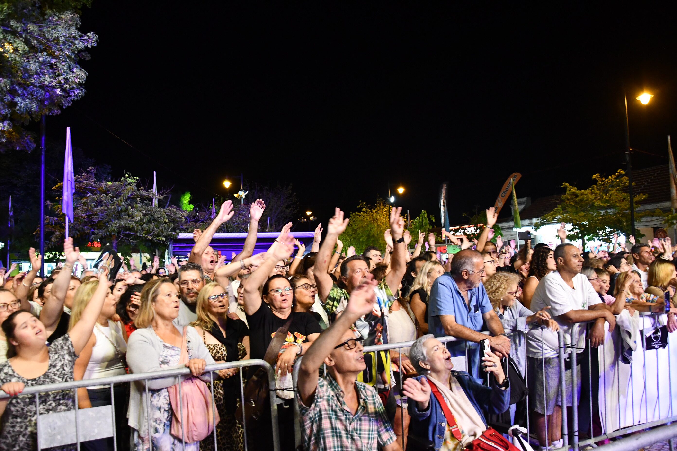 Feira da Luz — noite na feira